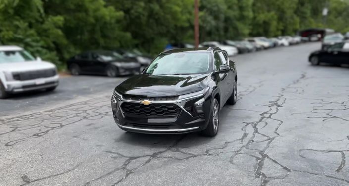 Thumbnail: 2025 Chevrolet Trax - 1