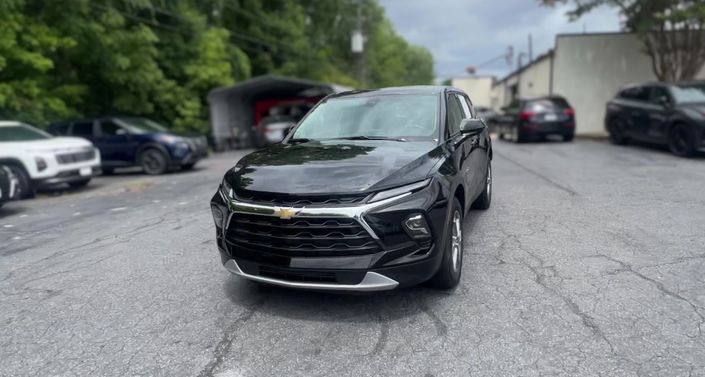 Thumbnail: 2026 Chevrolet Blazer - 1