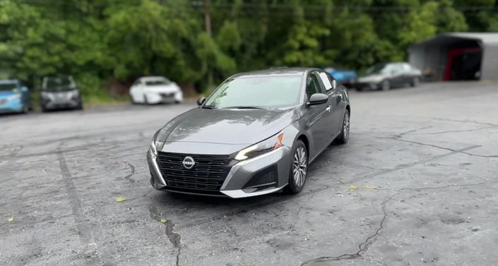 Thumbnail: 2025 Nissan Altima - 1