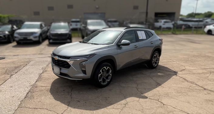 Thumbnail: 2025 Chevrolet Trax - 1