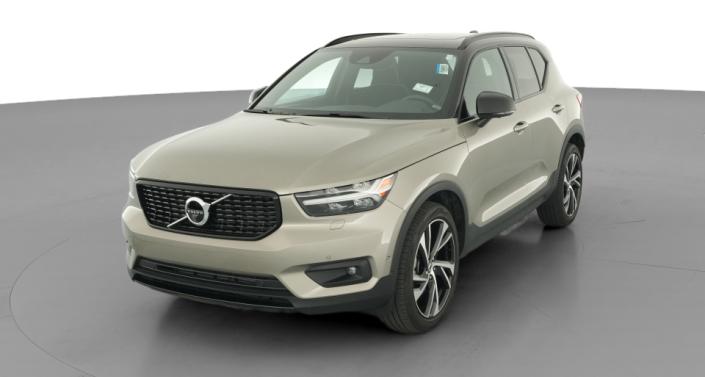 Thumbnail: 2022 Volvo XC40 - 1