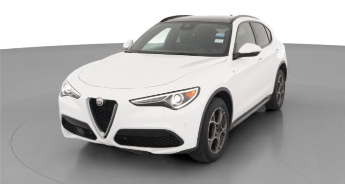 Thumbnail: 2023 Alfa Romeo Stelvio - 1