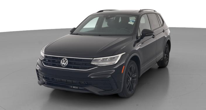 Thumbnail: 2022 Volkswagen Tiguan - 1