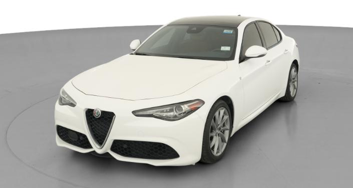Thumbnail: 2022 Alfa Romeo Giulia - 1
