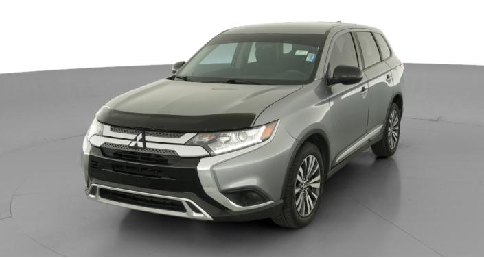 Thumbnail: 2020 Mitsubishi Outlander - 1