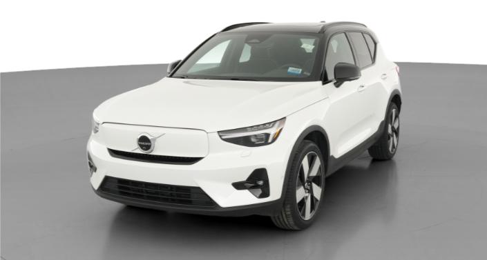 Thumbnail: 2023 Volvo XC40 - 1