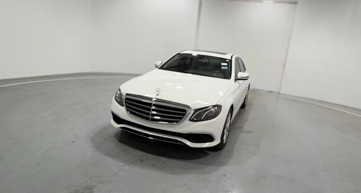 Thumbnail: 2017 Mercedes-Benz E-Class - 1