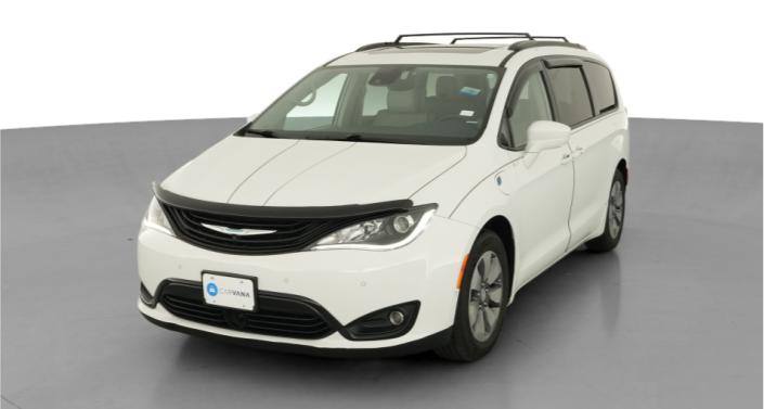Thumbnail: 2018 Chrysler Pacifica - 1