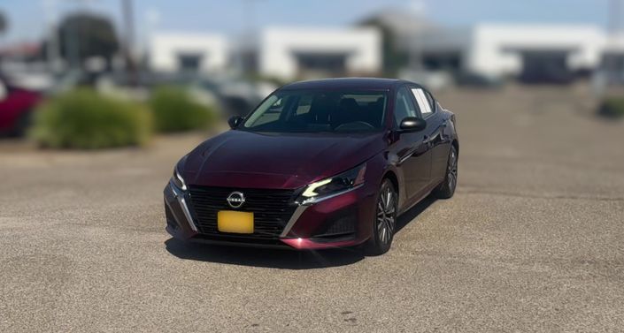 Thumbnail: 2025 Nissan Altima - 1