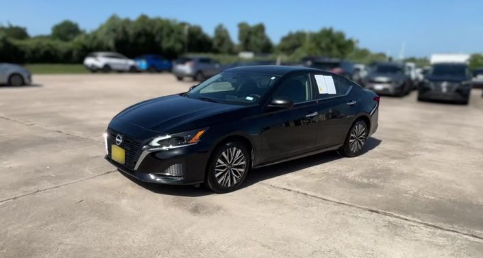 Thumbnail: 2025 Nissan Altima - 1
