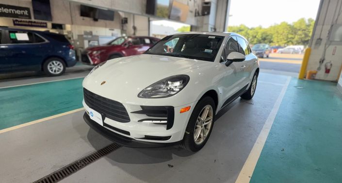 Thumbnail: 2021 Porsche Macan - 1