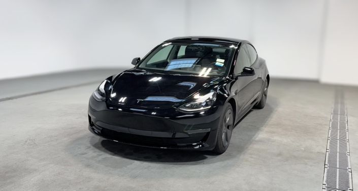 Thumbnail: 2023 Tesla Model 3 - 1