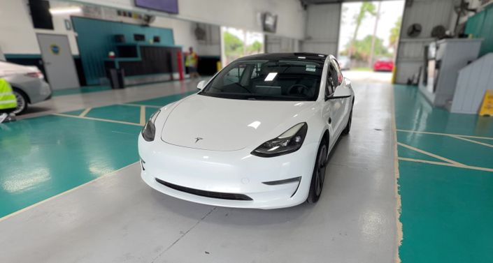 Thumbnail: 2021 Tesla Model 3 - 1