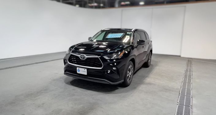 Thumbnail: 2022 Toyota Highlander - 1