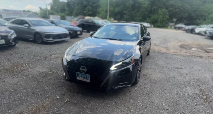 Thumbnail: 2026 Nissan Altima - 1