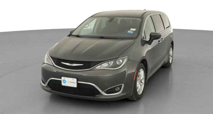 Thumbnail: 2017 Chrysler Pacifica - 1