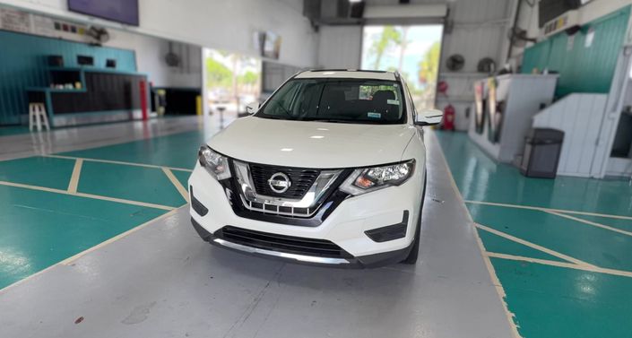 Thumbnail: 2017 Nissan Rogue - 1