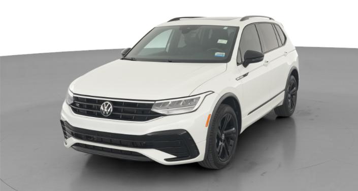 Thumbnail: 2023 Volkswagen Tiguan - 1