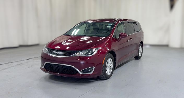 Thumbnail: 2018 Chrysler Pacifica - 1