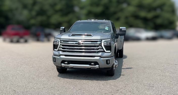 Thumbnail: 2026 Chevrolet Silverado 3500 - 1