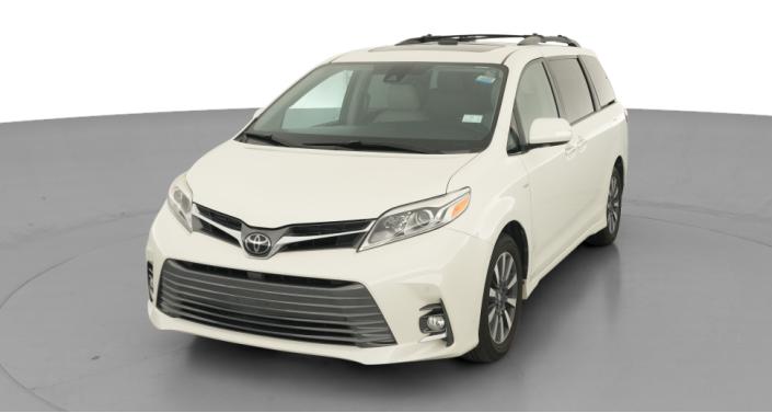 Thumbnail: 2018 Toyota Sienna - 1