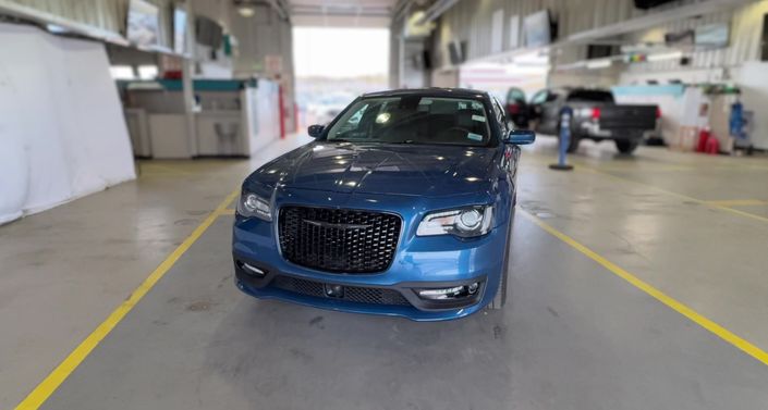 Thumbnail: 2023 Chrysler 300 - 1