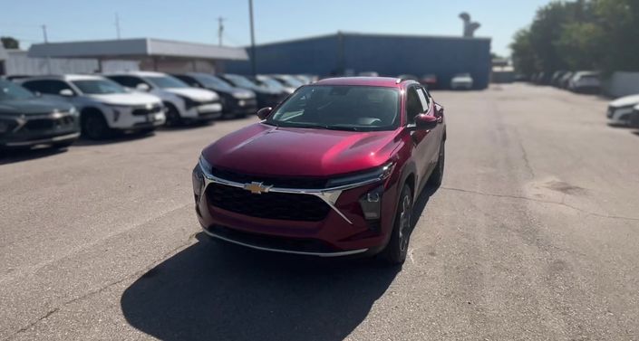 Thumbnail: 2025 Chevrolet Trax - 1