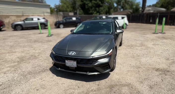 Thumbnail: 2025 Hyundai Elantra - 1