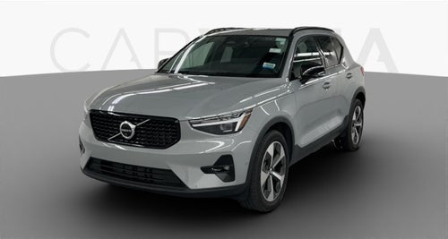 2026 Volvo XC40