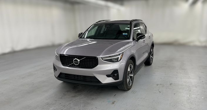 Thumbnail: 2026 Volvo XC40 - 1