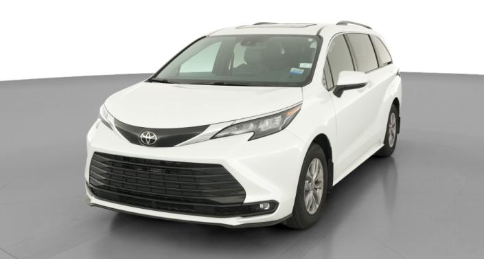 Thumbnail: 2026 Toyota Sienna - 1