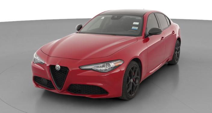 Thumbnail: 2020 Alfa Romeo Giulia - 1
