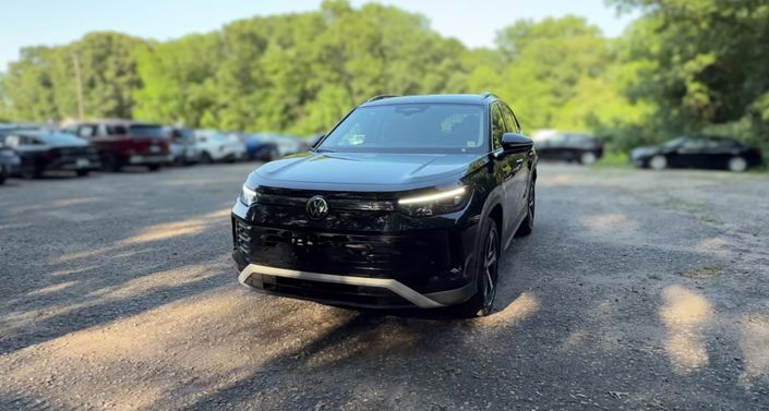 Thumbnail: 2026 Volkswagen Tiguan - 1