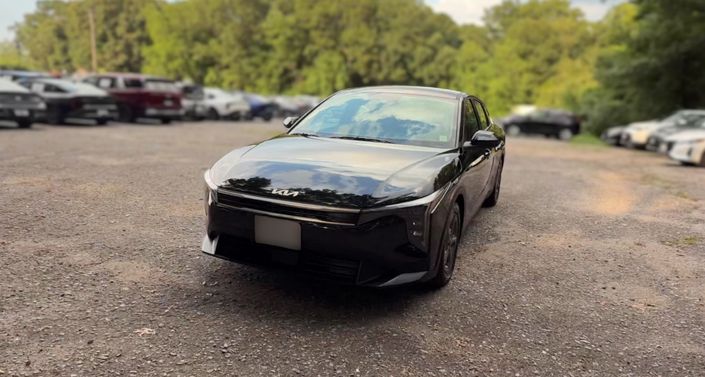 Thumbnail: 2026 Kia K4 - 1