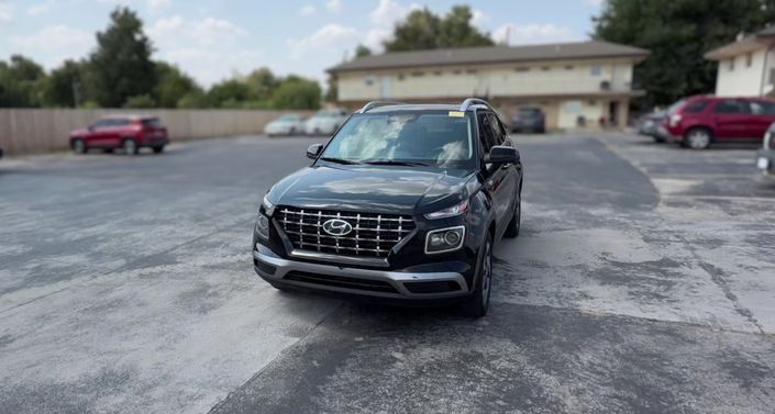 Thumbnail: 2026 Hyundai Venue - 1