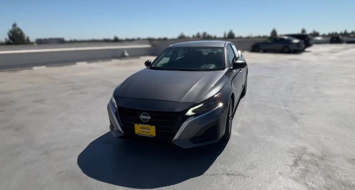 Thumbnail: 2025 Nissan Altima - 1