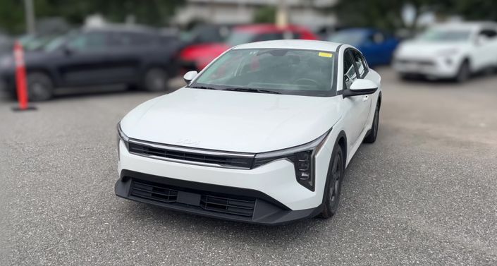 Thumbnail: 2025 Kia K4 - 1