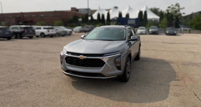 Thumbnail: 2025 Chevrolet Trax - 1