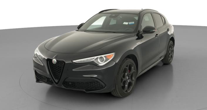 Thumbnail: 2023 Alfa Romeo Stelvio - 1
