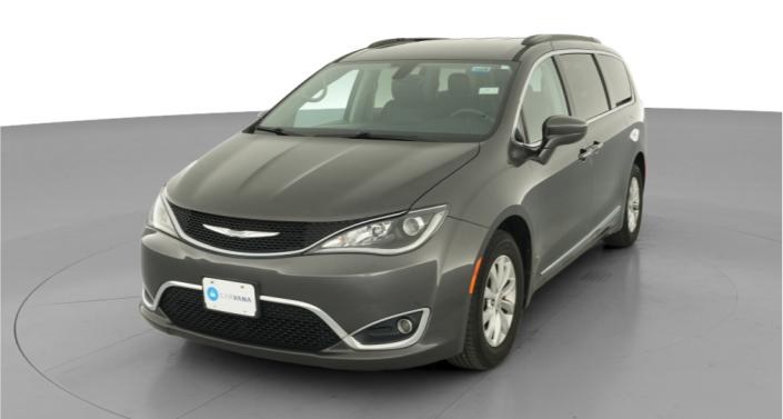 Thumbnail: 2017 Chrysler Pacifica - 1