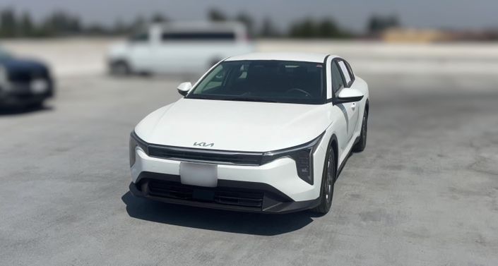 Thumbnail: 2025 Kia K4 - 1