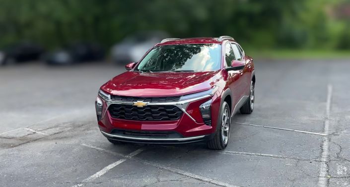 Thumbnail: 2025 Chevrolet Trax - 1