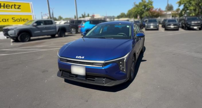 Thumbnail: 2026 Kia K4 - 1