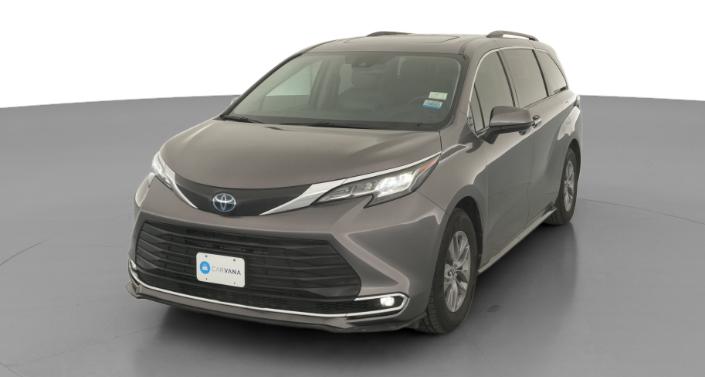 Thumbnail: 2021 Toyota Sienna - 1