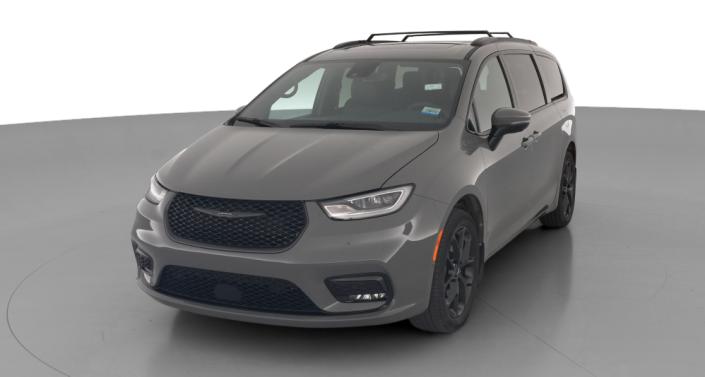 Thumbnail: 2023 Chrysler Pacifica - 1