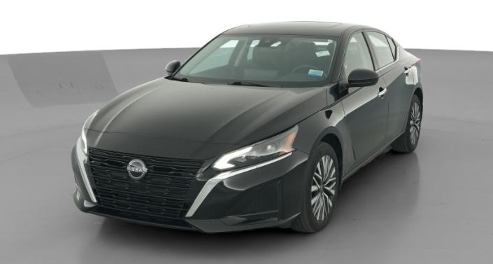 Thumbnail: 2024 Nissan Altima - 1