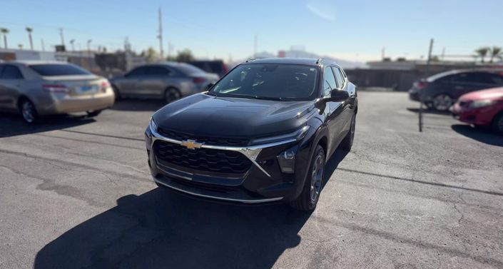 Thumbnail: 2025 Chevrolet Trax - 1