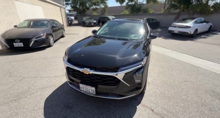 Thumbnail: 2025 Chevrolet Trax - 1