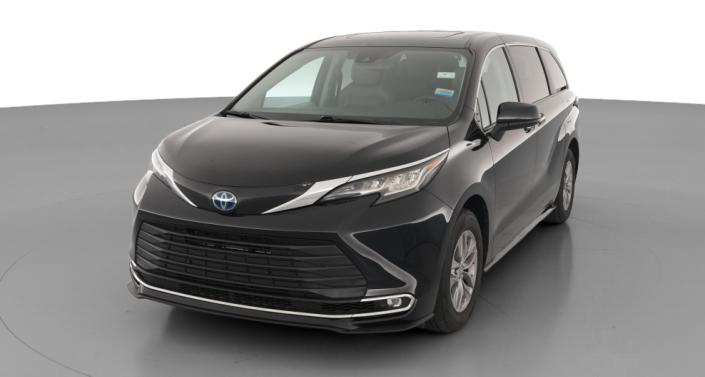 Thumbnail: 2022 Toyota Sienna - 1