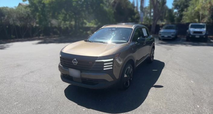 Thumbnail: 2026 Nissan Kicks - 1